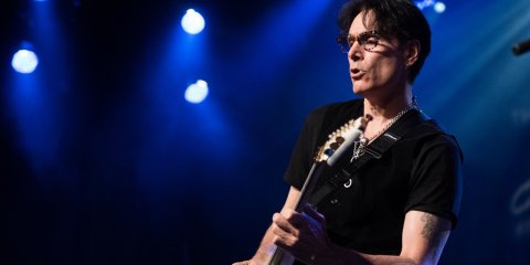 Steve Vai