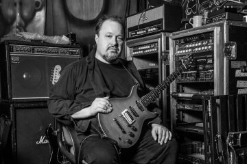 Steve Rothery