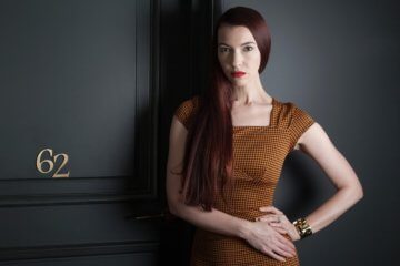 Chrysta Bell
